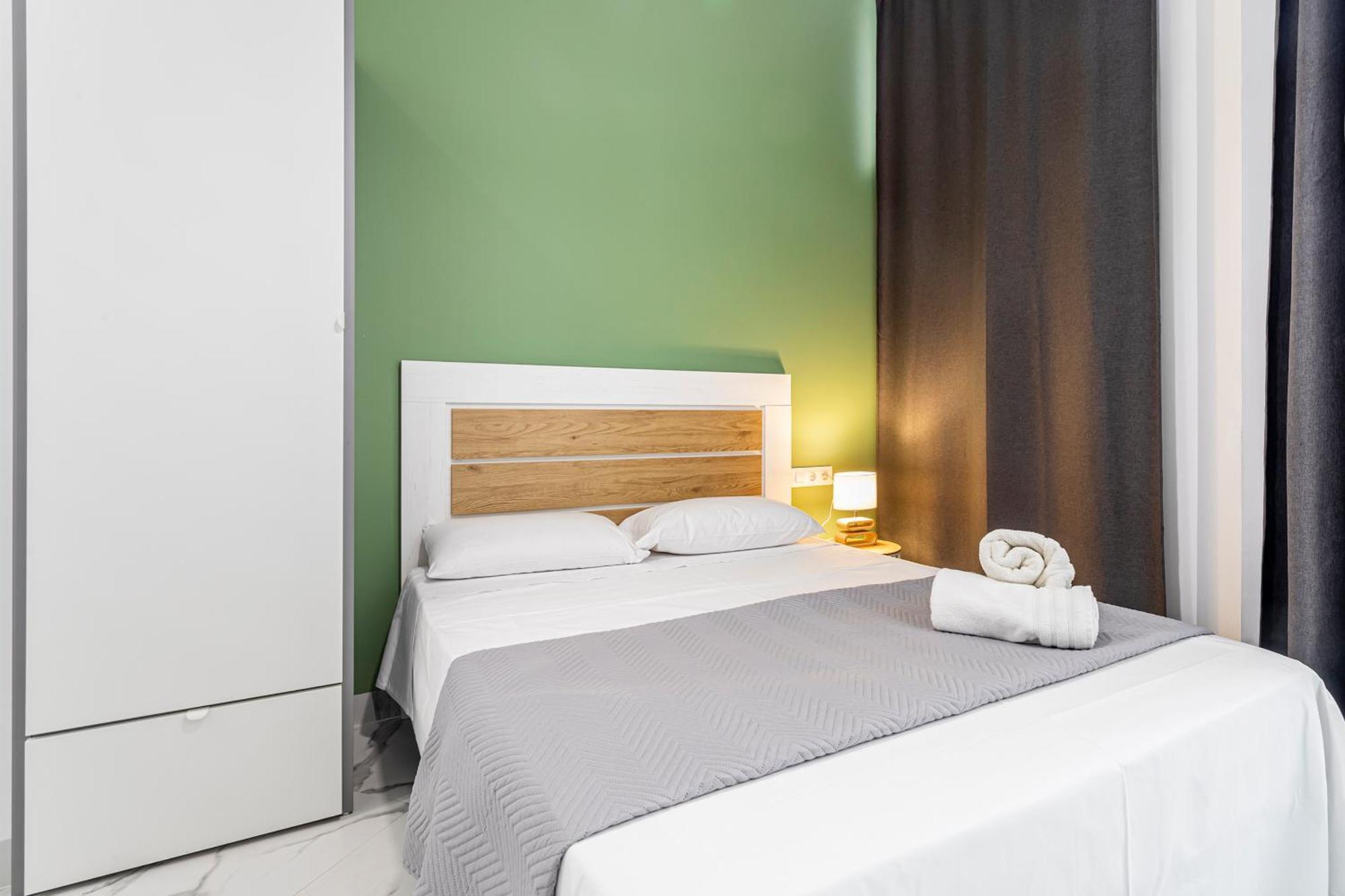 Apartamento De Estilo Moderno Hasta 5 Pax Valencia Exterior photo