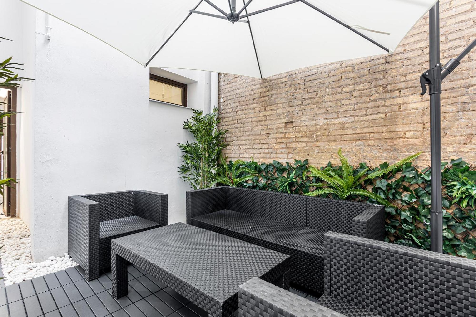 Apartamento De Estilo Moderno Hasta 5 Pax Valencia Exterior photo