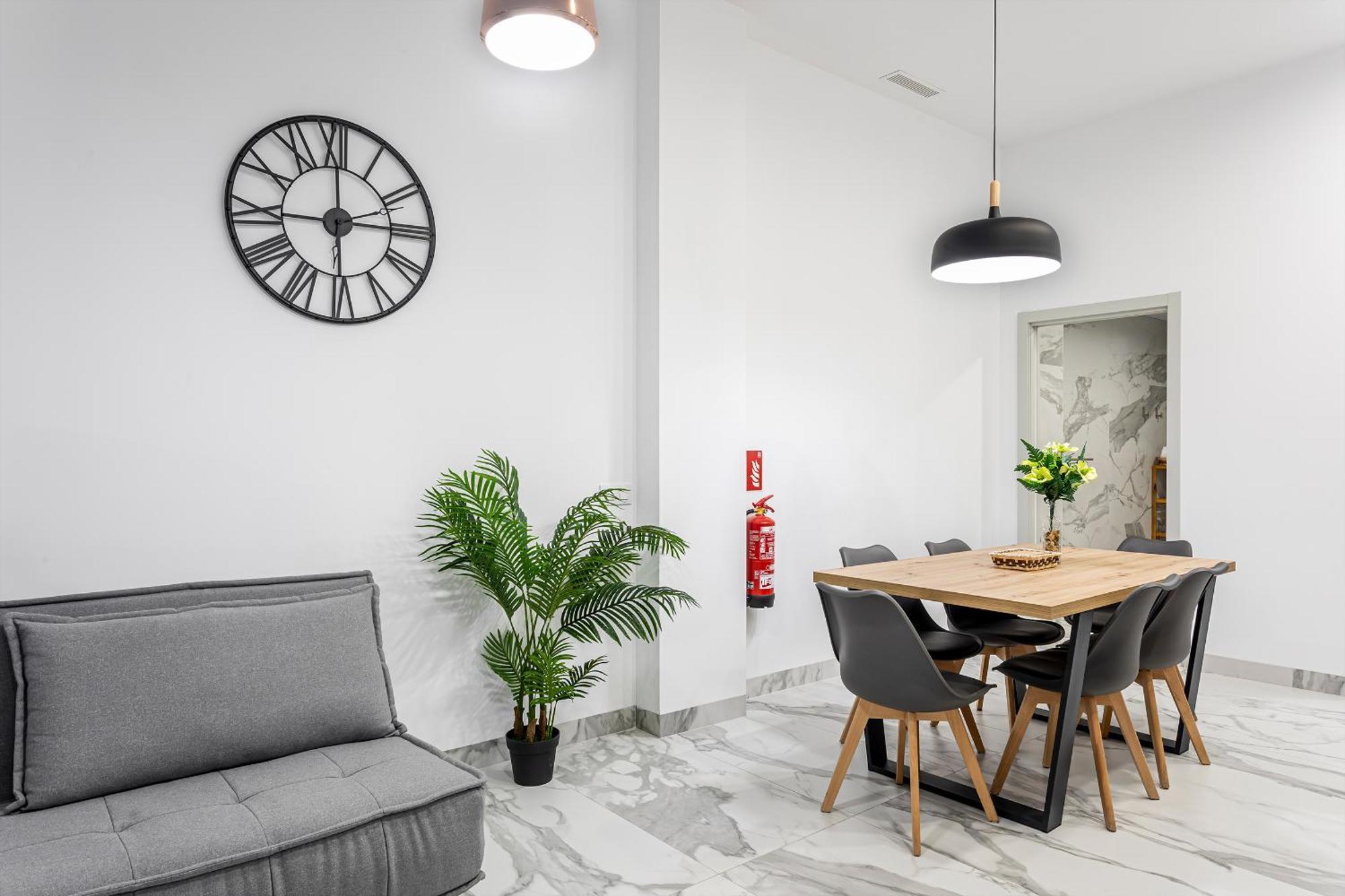 Apartamento De Estilo Moderno Hasta 5 Pax Valencia Exterior photo